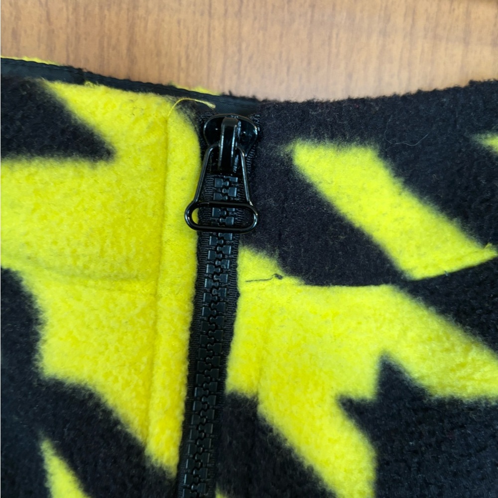 Adidas Women's Bold Yellow and Black Mini Skirt - Picture 2 of 8
